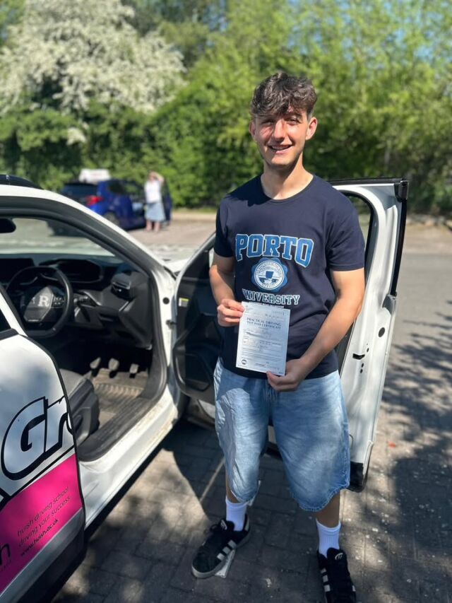a first time pass for Oscar in taunton on this lovely day with only two driver faults! compliments from the examiner too!well done lad, drive safe and dont affect other road users! 😉from zoe and all at g4g!